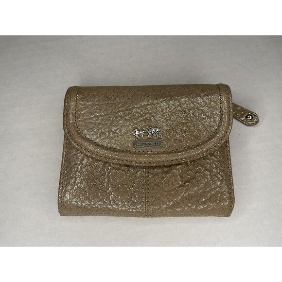COACH Tri Fold Wallet Fold Crackle Logo Plate Leather Authentic Women’s Bag - Picture 1 of 5
